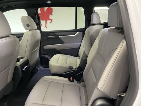 New 2026 GMC Acadia Elevation w/ Elevation Premium Package image 12