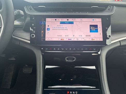 New 2026 Jeep Grand Cherokee L Limited AWD/4WD image 18