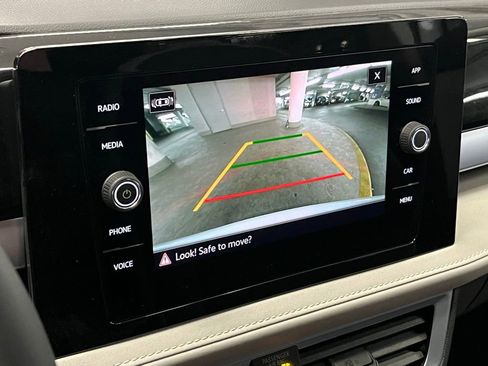 New 2026 Volkswagen Taos SE AWD/4WD image 29
