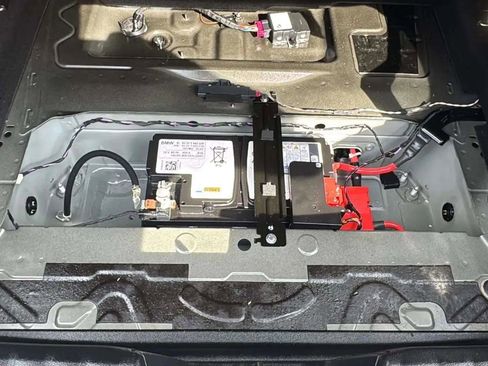 Used 2022 BMW Z4 sDrive30i w/ M Sport Package image 25