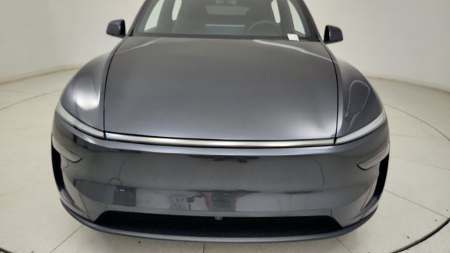 Used 2026 Tesla Model Y AWD image 24