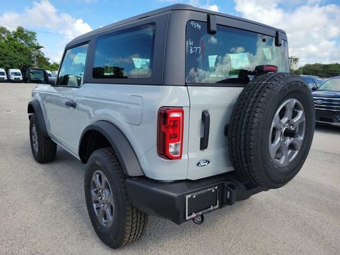 New 2026 Ford Bronco 2-Door AWD/4WD image 3