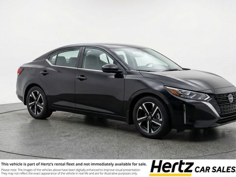 Used 2025 Nissan Sentra SV image 1