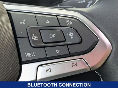 New 2025 Volkswagen Atlas Cross Sport SE image 14