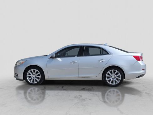 Used 2014 Chevrolet Malibu LT image 3