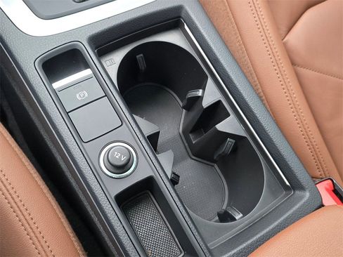 Used 2021 Audi Q3 2.0T Premium Plus w/ Premium Plus Package image 28