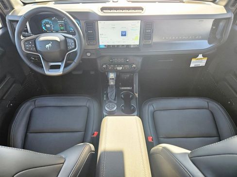 New 2026 Ford Bronco Badlands AWD/4WD image 43