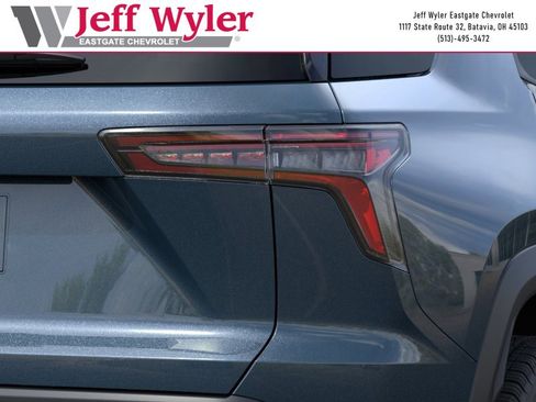 New 2026 Chevrolet Equinox LT FWD image 12