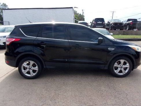 Used 2016 Ford Escape SE FWD image 5