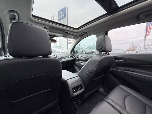 Used 2018 Chevrolet Equinox Premier image 27