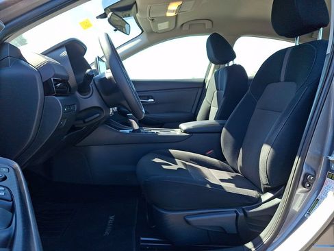 Certified 2023 Nissan Sentra SV FWD image 13