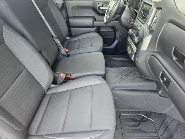 Certified 2026 Chevrolet Silverado 1500 Custom w/ Turbomax Blackout Package AWD/4WD image 8