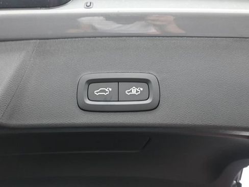 New 2026 Volvo XC40 B5 Ultra w/ Protection Package Premier AWD/4WD image 30