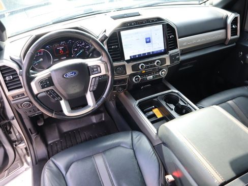Used 2022 Ford F350 Platinum image 11