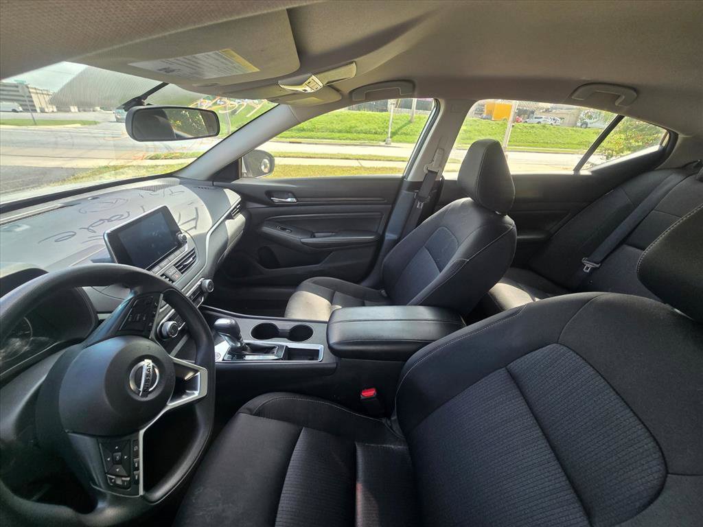Used 2020 Nissan Altima 2.5 S FWD image 4