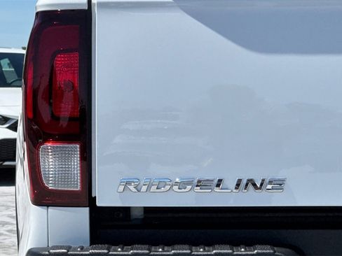 Used 2021 Honda Ridgeline Sport image 25