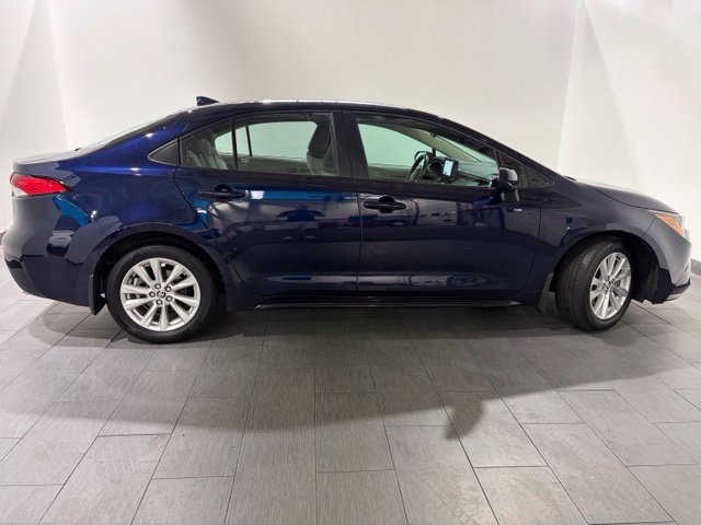 Used 2024 Toyota Corolla LE w/ LE Convenience Package FWD image 6