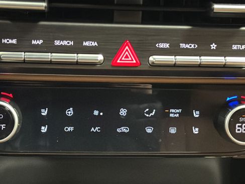 Used 2026 Hyundai Palisade Calligraphy AWD/4WD image 18