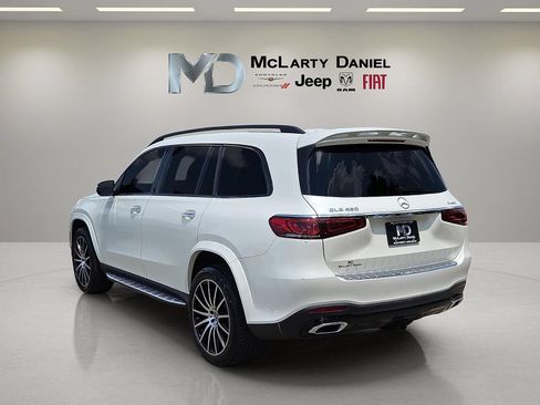 Used 2022 Mercedes-Benz GLS 450 4MATIC image 4