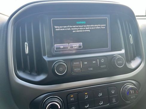 Used 2016 Chevrolet Colorado Z71 image 15