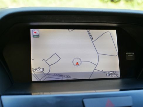 Used 2013 Acura ILX w/ Technology Package image 4