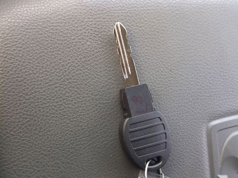 Used 2017 RAM 1500 Big Horn image 34