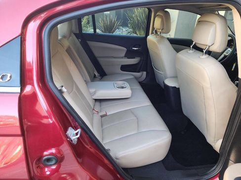 Used 2011 Chrysler 200 Limited image 37