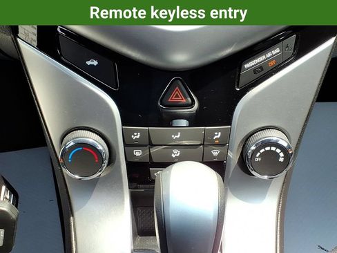 Certified 2016 Chevrolet Cruze LT FWD image 21