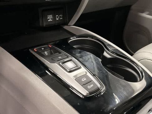 Used 2020 Honda Pilot Touring image 25