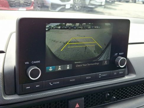 Used 2025 Honda CR-V EX image 18