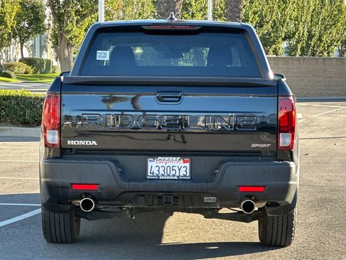 Certified 2024 Honda Ridgeline Sport image 5