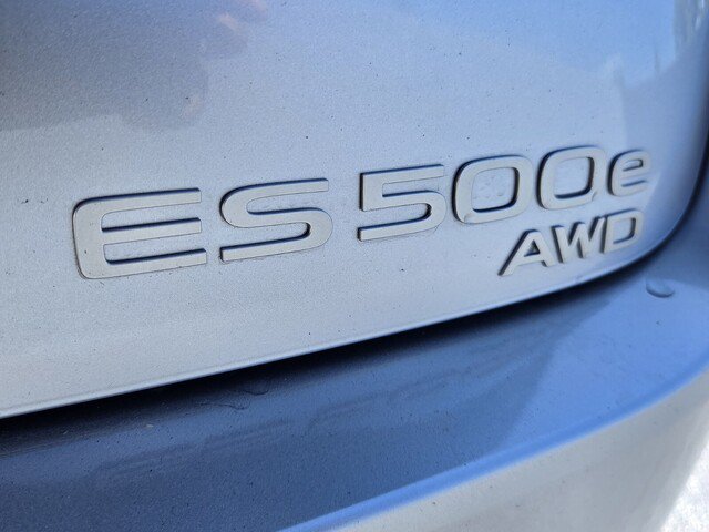 Used 2026 Lexus ES 500e w/ Convenience Package AWD/4WD image 32