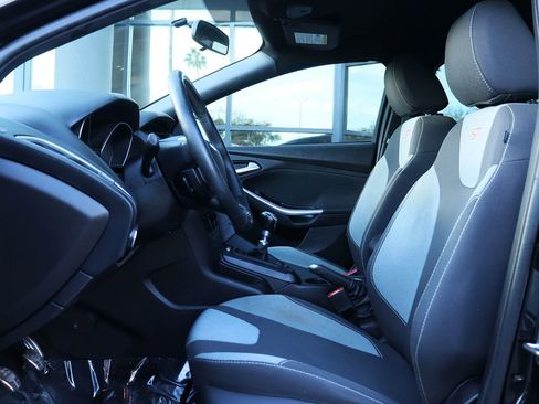 Used 2014 Ford Focus ST image 38