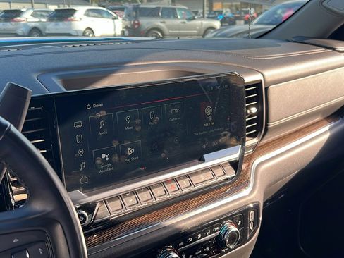 Used 2023 GMC Sierra 1500 Elevation image 23