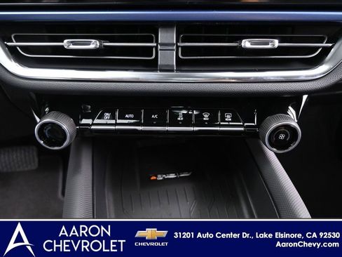 New 2026 Chevrolet Equinox EV LT image 14