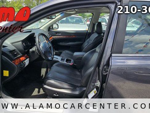 Used 2012 Subaru Legacy 2.5i Limited w/ Illumination Pkg 2 AWD/4WD image 28