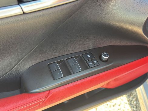 Used 2022 Toyota Camry XSE FWD image 20