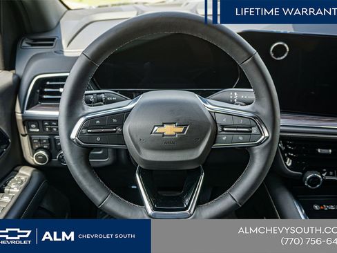 New 2025 Chevrolet Suburban Premier AWD/4WD image 29