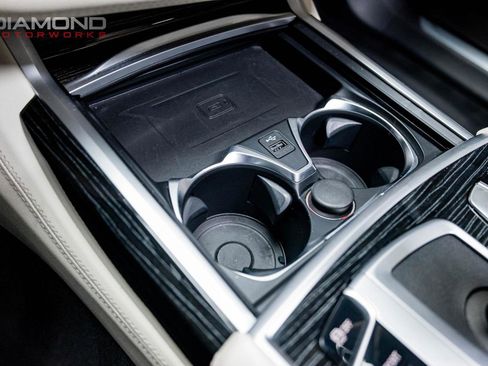 Used 2021 BMW 750i xDrive w/ Executive Package image 81