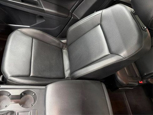 Used 2019 Volkswagen Atlas SE FWD image 17