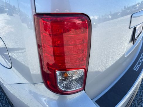 Used 2013 Scion xB 10 Series FWD image 11