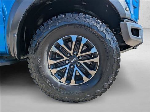 Used 2019 Ford F150 Raptor w/ Equipment Group 802A Luxury AWD/4WD image 21
