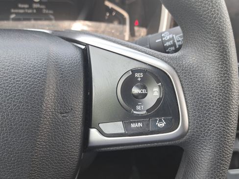 Used 2017 Honda CR-V EX image 18