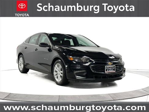 Used 2017 Chevrolet Malibu LT image 1