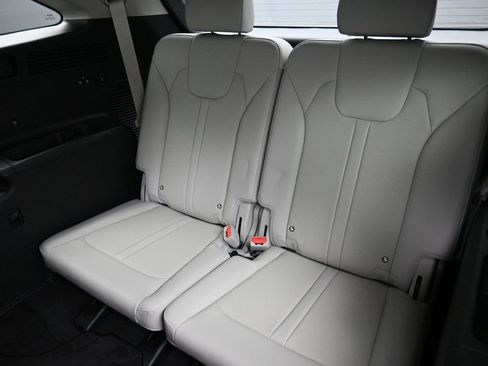 New 2025 Kia Sorento S image 20