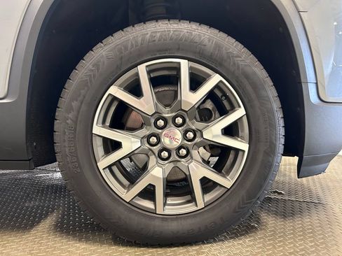 Used 2020 GMC Acadia SLE w/ Driver Convenience Package FWD image 31