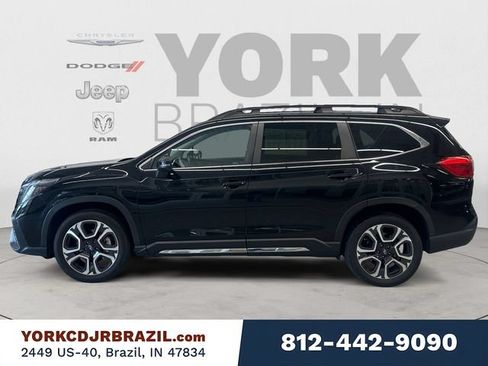 Used 2023 Subaru Ascent Limited AWD/4WD image 2