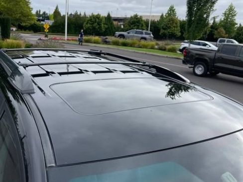 Used 2013 Toyota Highlander SE AWD/4WD image 5