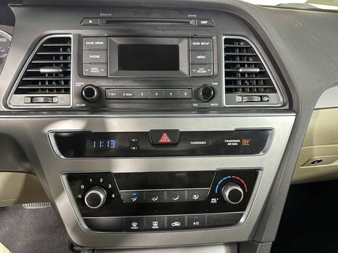 Used 2015 Hyundai Sonata SE image 15