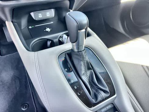 Used 2026 Honda HR-V EX-L image 16